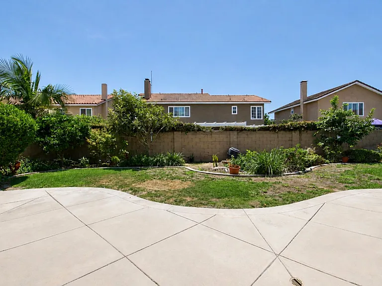 9168 Nadine River Cir — Photo 34