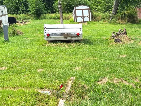 20/46 Woodhaven Dr E, Sublette, IL 61367