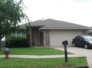 21998 Homesteaders Rd, Edmond, OK 73012