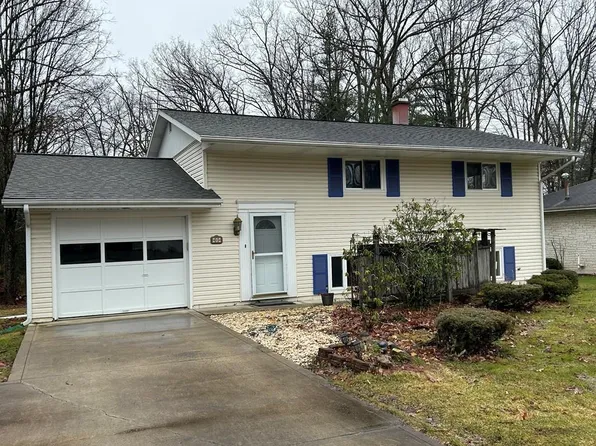 414 Ridgewood Rd, Shippenville, PA 16254