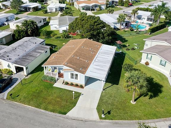 4th image of 767 Lark Dr
