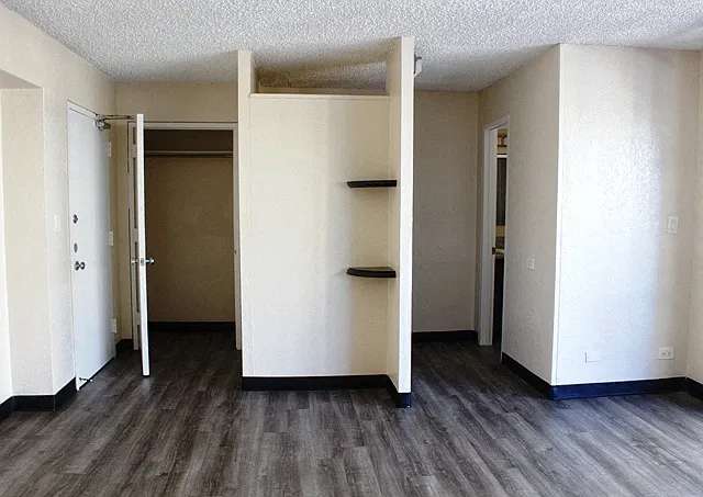 Waikiki Walina Apartments bedrooms with closet storage