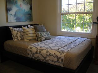 305 San Anselmo Ave S, San Bruno, CA