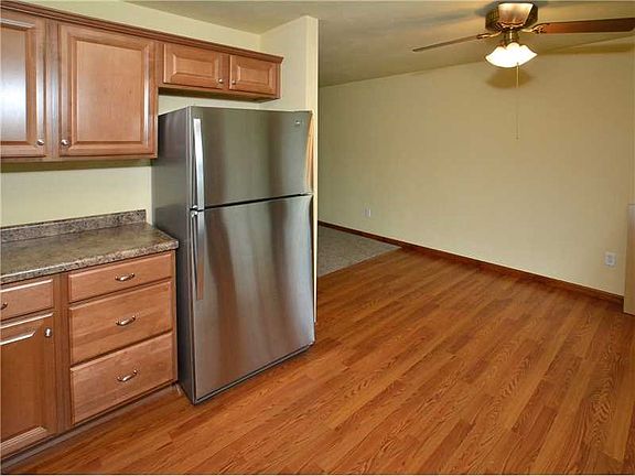 3rd image of T628 Lane Way