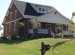 1237 Redbud Rd, Blacksburg, VA 24060