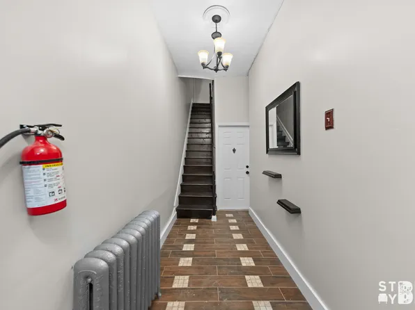 311 Van Buren Street image 9 of 9