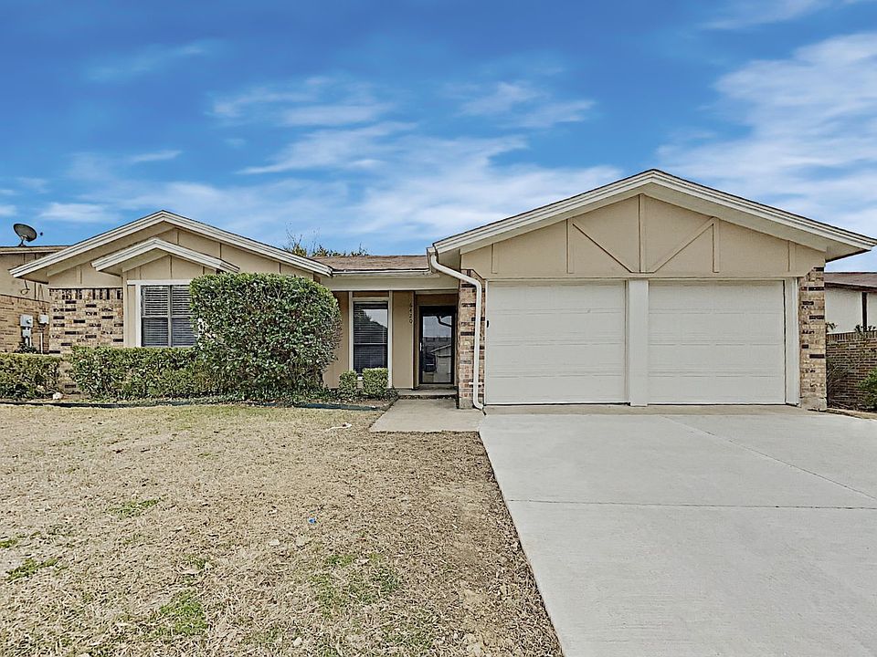 1st image of 10845 Braemoor Dr