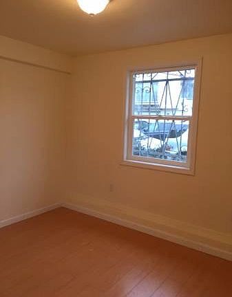 3rd image of 2 Vesta St