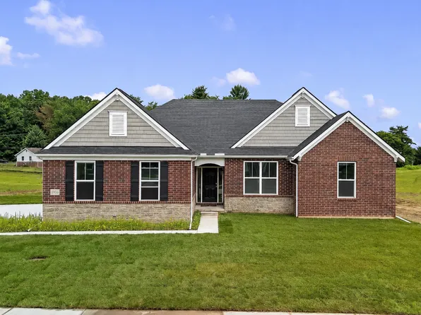 13743 Stone Falcon N, Utica, MI 48315