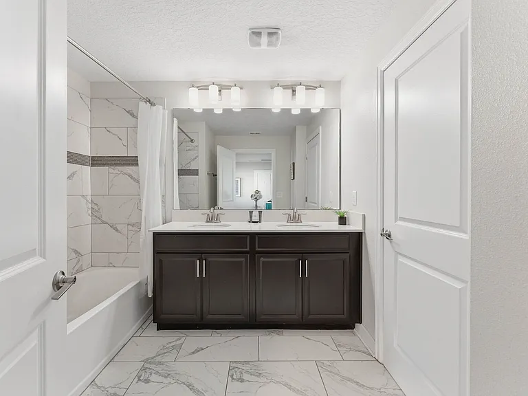 Stinger Dr — Photo 26