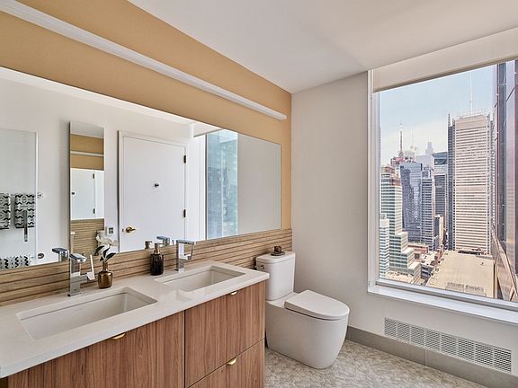 5th image of 550 10th Ave #4106