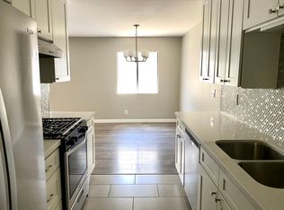 15928 Vanowen St #207, Van Nuys, CA 91406