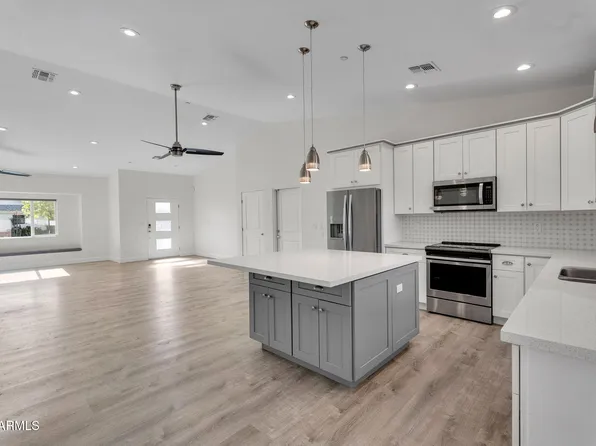 8522 E VERNON Avenue, Scottsdale, AZ 85257