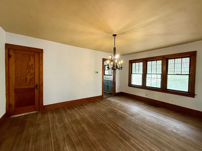 2220 Doniphan Ave — Photo 8