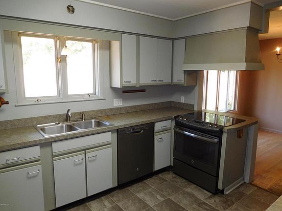 5th image of 1617 N Bonny Bruce Dr