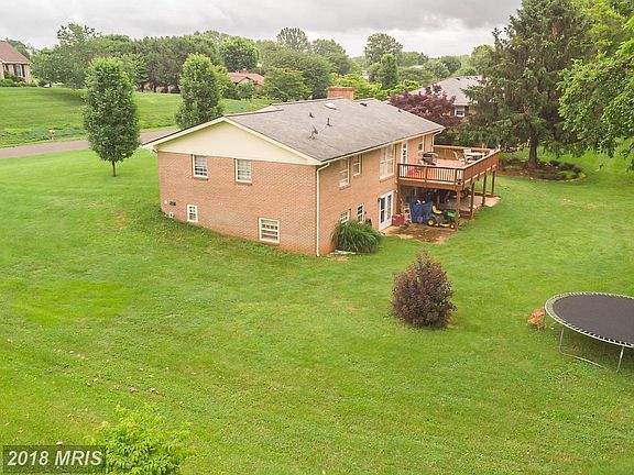 2nd image of 11294 Fairmont St
