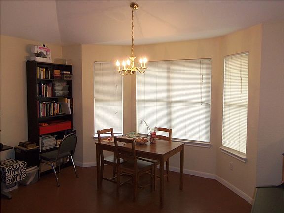 3rd image of 7209 Oak Meadow Dr #A
