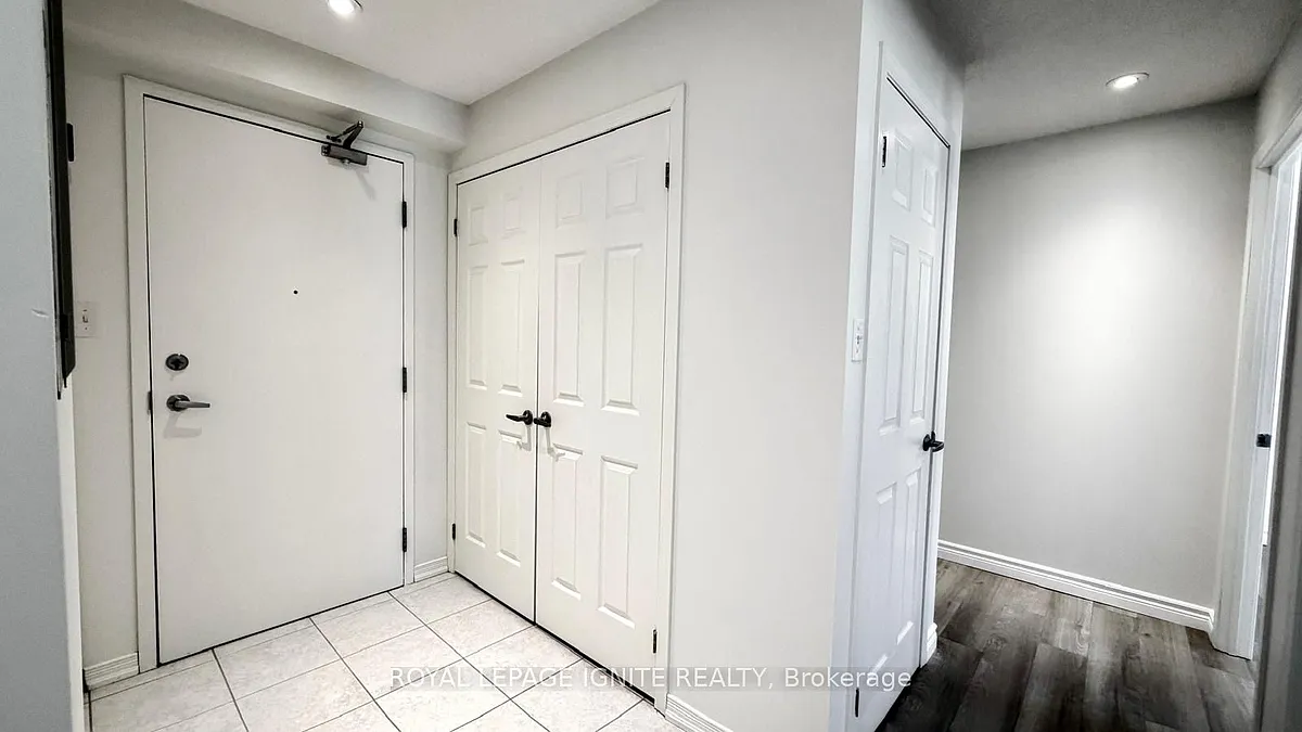 Building Photo - 128 Aspen Springs Dr #105