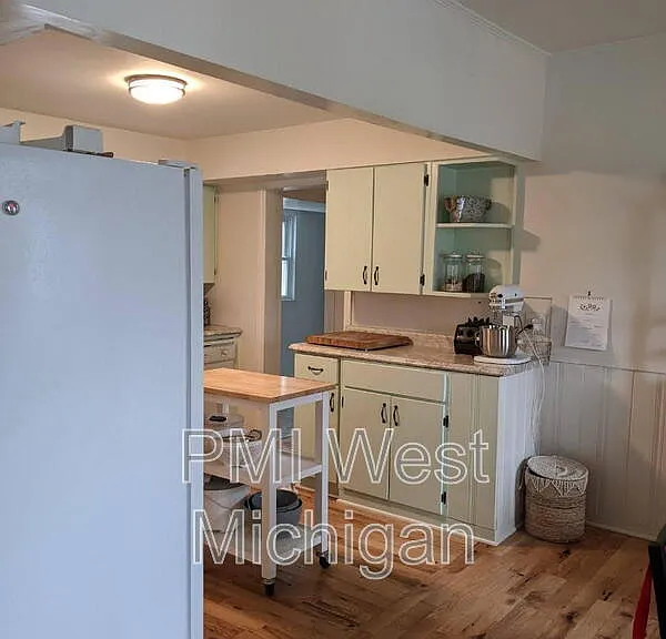 103 Fitzhugh Ave SE #1 — Photo 5