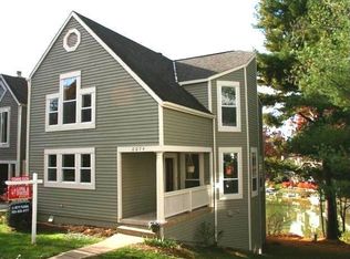2074 Lake Audubon Ct, Reston, VA 20191