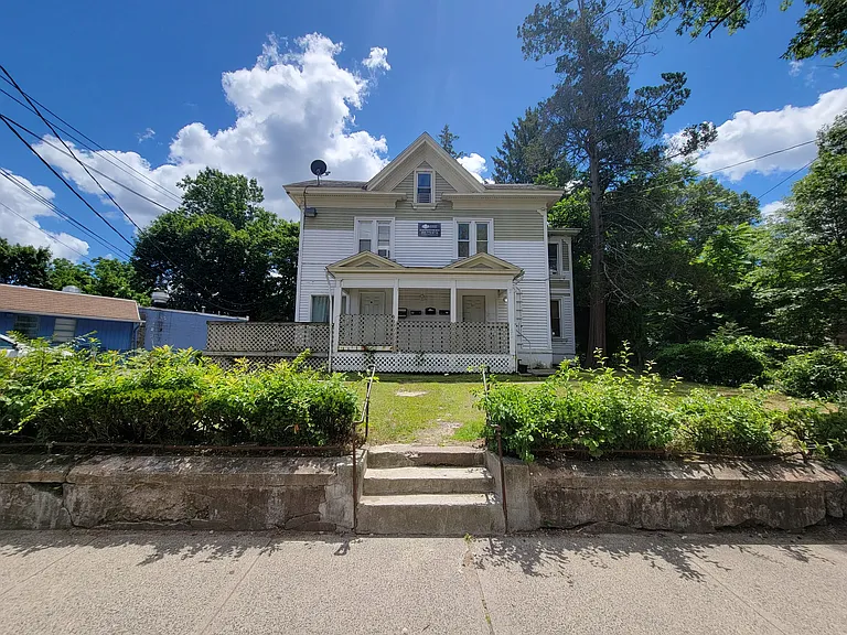 122 Derby Ave #22L — Photo 9