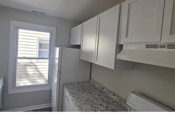 736 Savin Ave, West Haven, CT
