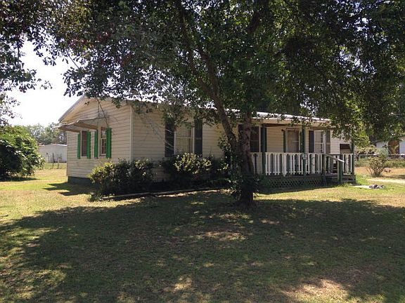 4th image of 304 Strickland Dr