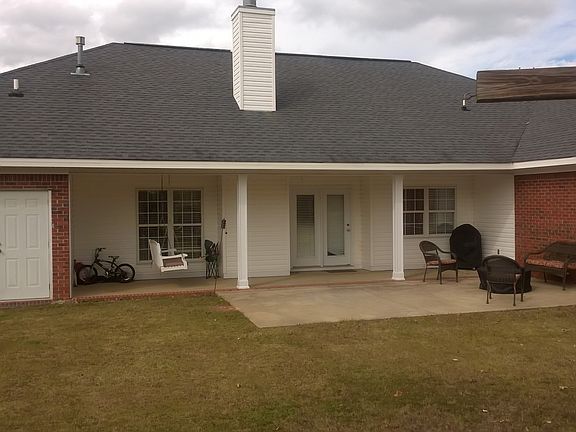 5th image of 343 Cambridge Ct
