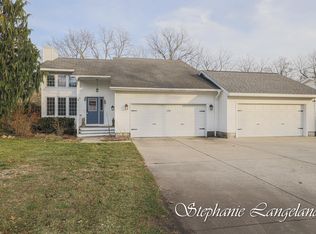 140 S 8th Ave, Fruitport, MI