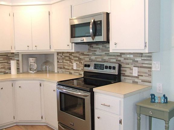 4th image of 235 Hawksbill Ct