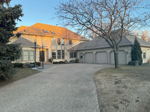 1501 Country Club Dr NE, Willmar, MN 56201