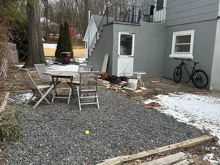 127 Lake Dr — Photo 12