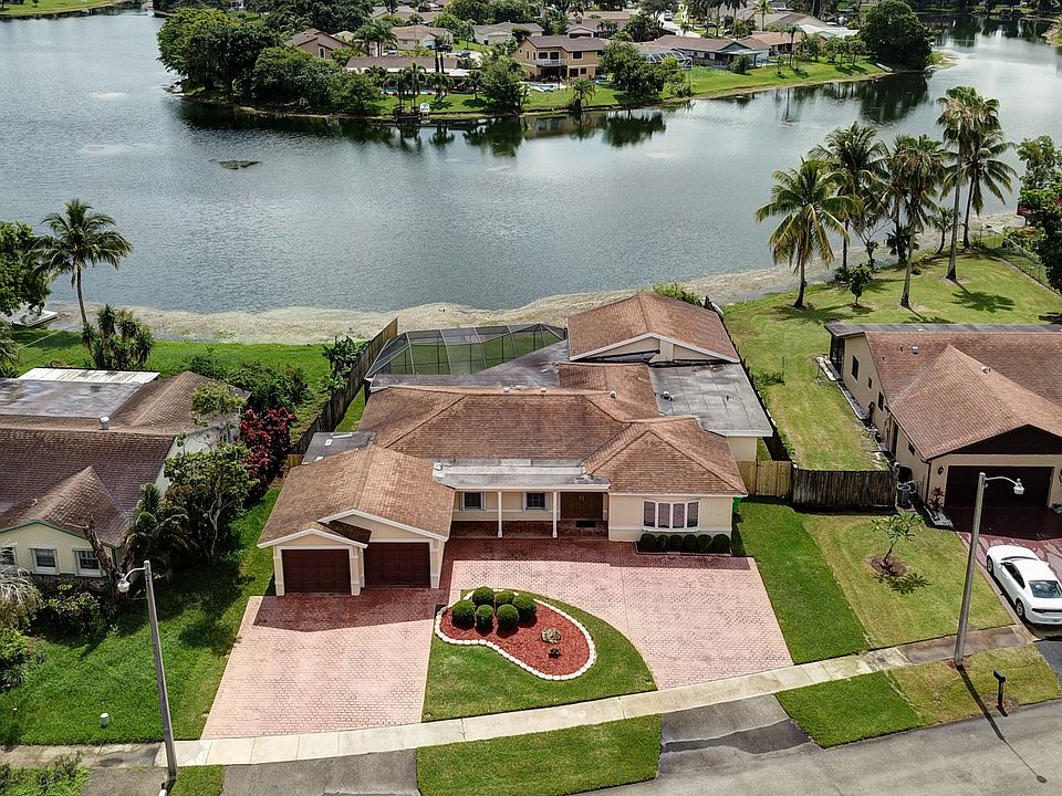 1st image of 4656 NW 99th Ave