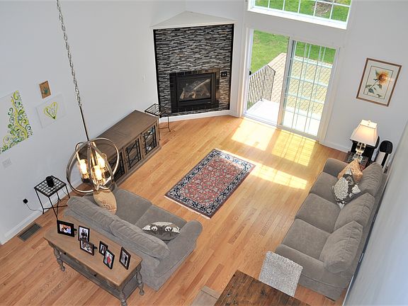 2nd image of 123 Terry Ln