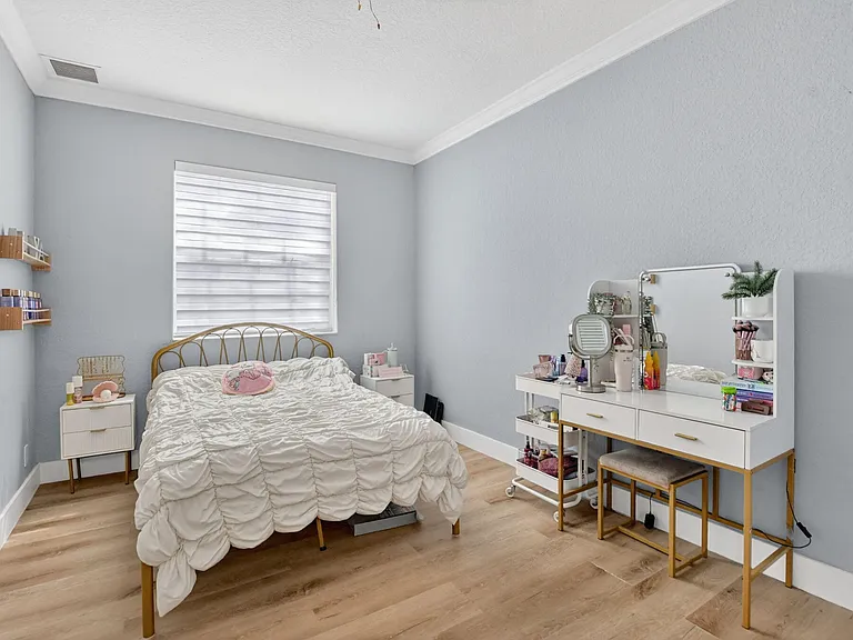 12466 Baywind Ct — Photo 36