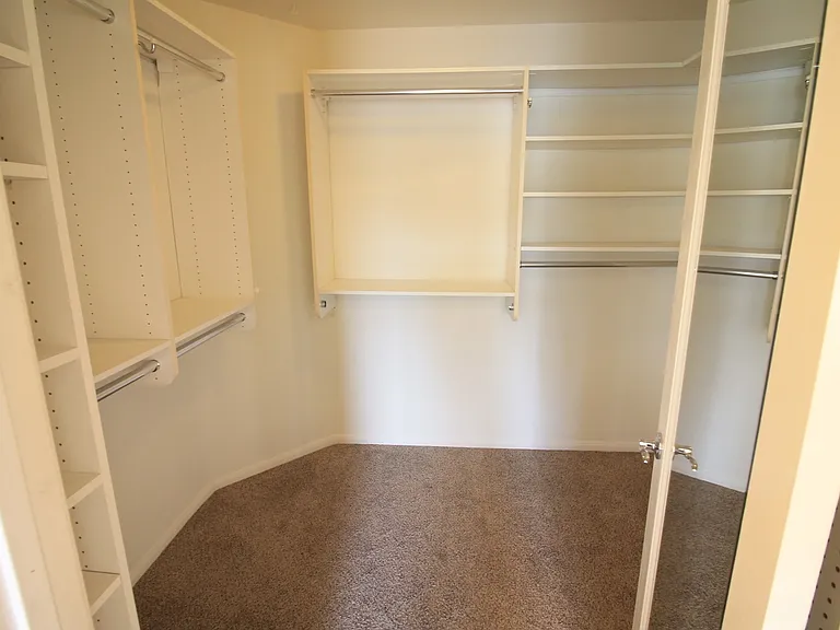 11469 Trailbrook Ln — Photo 10