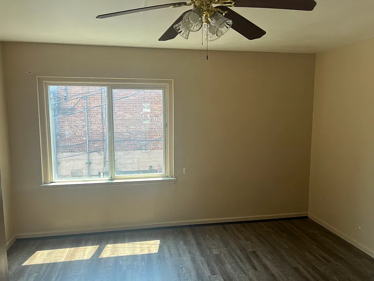 124 N 2nd Ave #8 — Photo 7