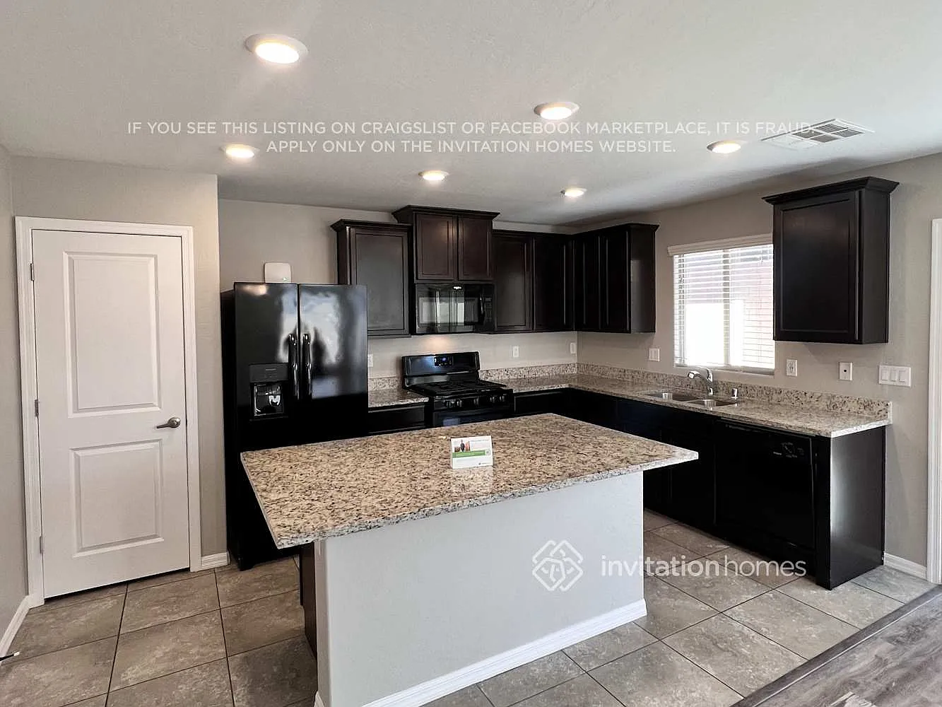 6185 Portland Treaty Avenue Las Vegas, NV 89122 — Photo 4