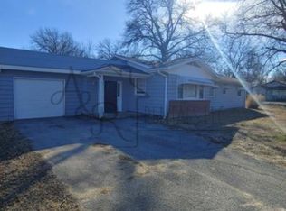 2908 N Michigan St, Pittsburg, KS 66762