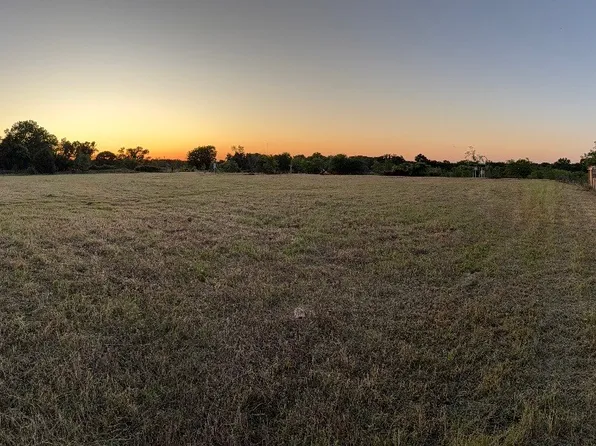 0 Fm 1667, Trinidad, TX 75163