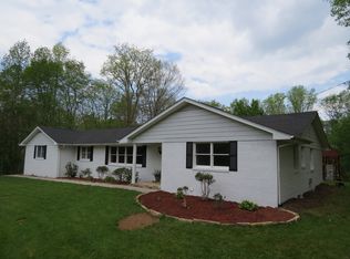 557 Modock Rd, Trade, TN 37691