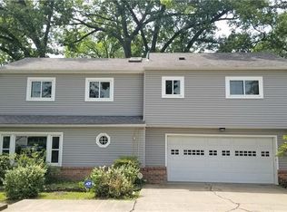 2121 Oakhaven Rd, Toledo, OH 43615