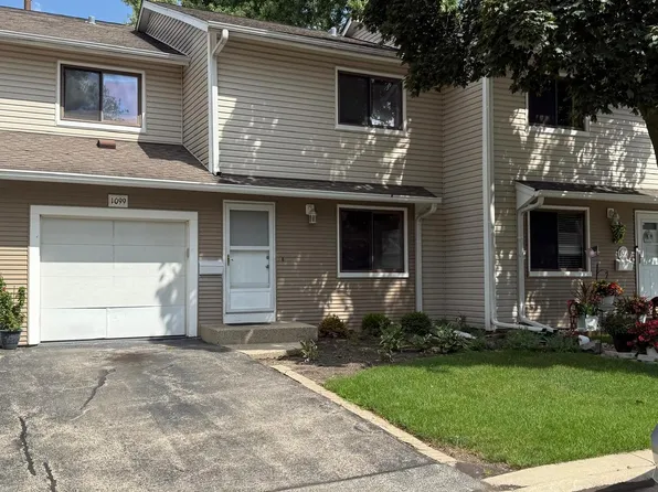 1099 E Randville Dr, Palatine, IL 60074