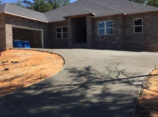 5777 Wildwood Rd, Crestview, FL 32536