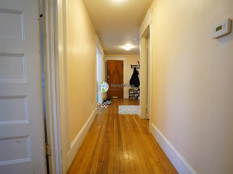 14 Foster St #1 — Photo 13