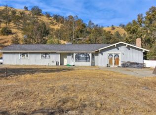 20499 Auberry Rd, Clovis, CA 93619