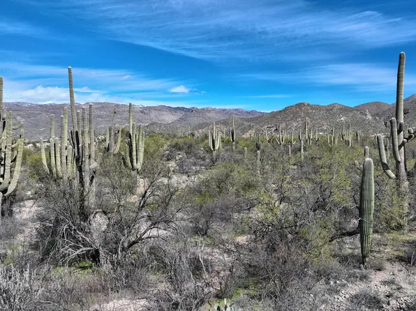 12555 E Fort Lowell Rd, Tucson, AZ 85749