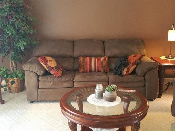 3rd image of 7560 Bay Hill Dr