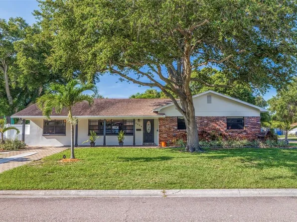 6494 25th Ave N, Saint Petersburg, FL 33710