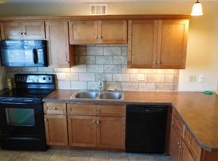 752 Thompson Dr #A, Florissant, MO 63031